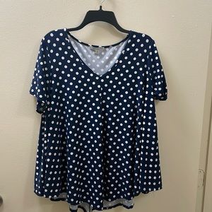 Short sleeve polka dot